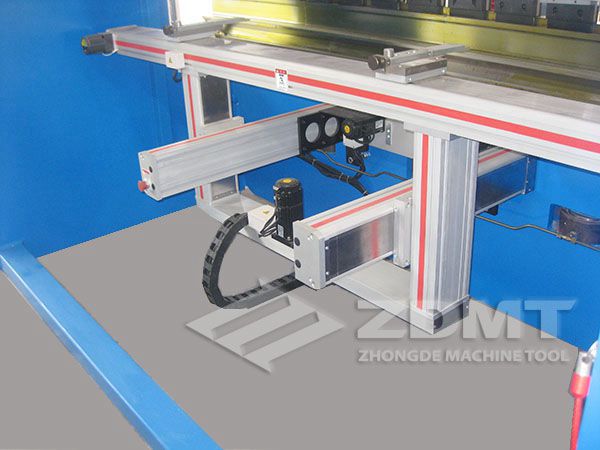 后擋料.jpg 后擋料.jpg