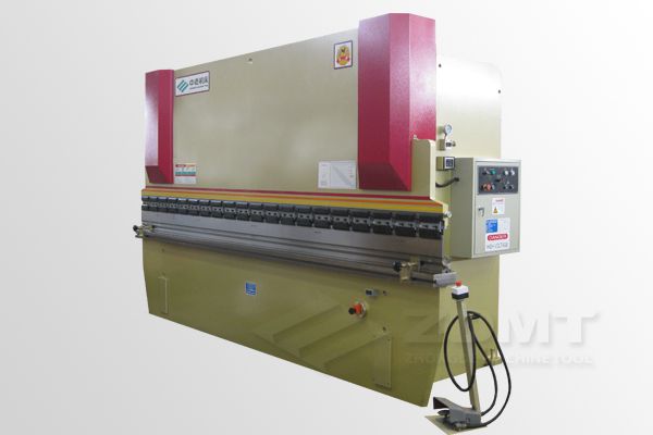 ZDP-10040.jpg ZDP-10040.jpg