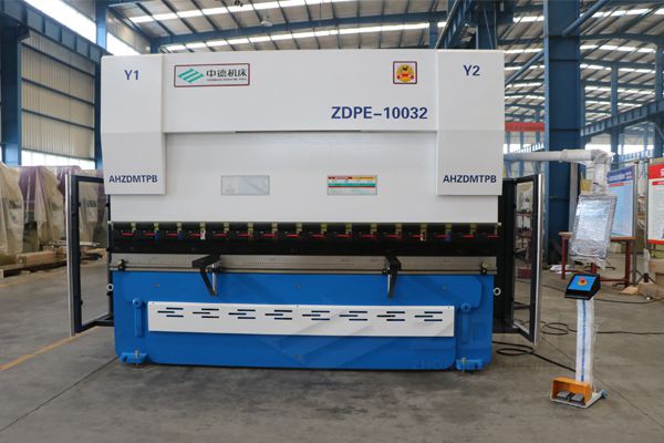 ZDPE-10032.jpg ZDPE-10032.jpg