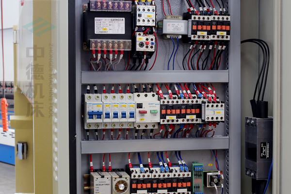 ZDG-832國產優質電氣元件,抗干擾壽命長.jpg ZDG-832國產優質電氣元件,抗干擾壽命長.jpg