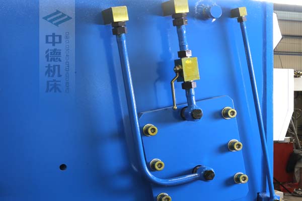 ZDS-2032卡套式接口油管,耐高壓不漏油.jpg ZDS-2032卡套式接口油管,耐高壓不漏油.jpg